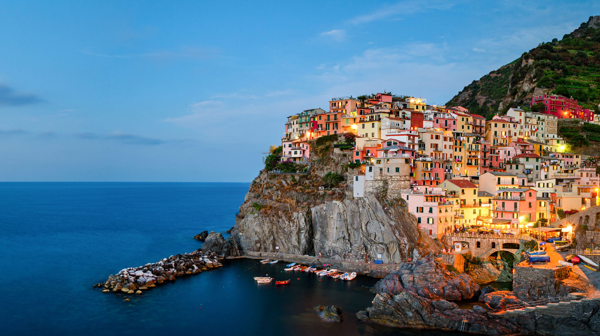 tiny-travelers-safety-odyssey-navigating-orlando-s-theme-parks-with